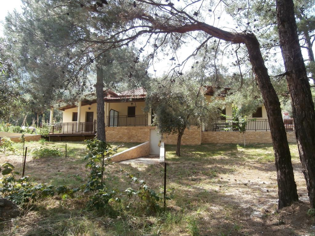 Villa Barouti Koinira Exterior photo